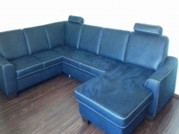 Wohnbereich mit Sofaecke in der Ferienwohnung